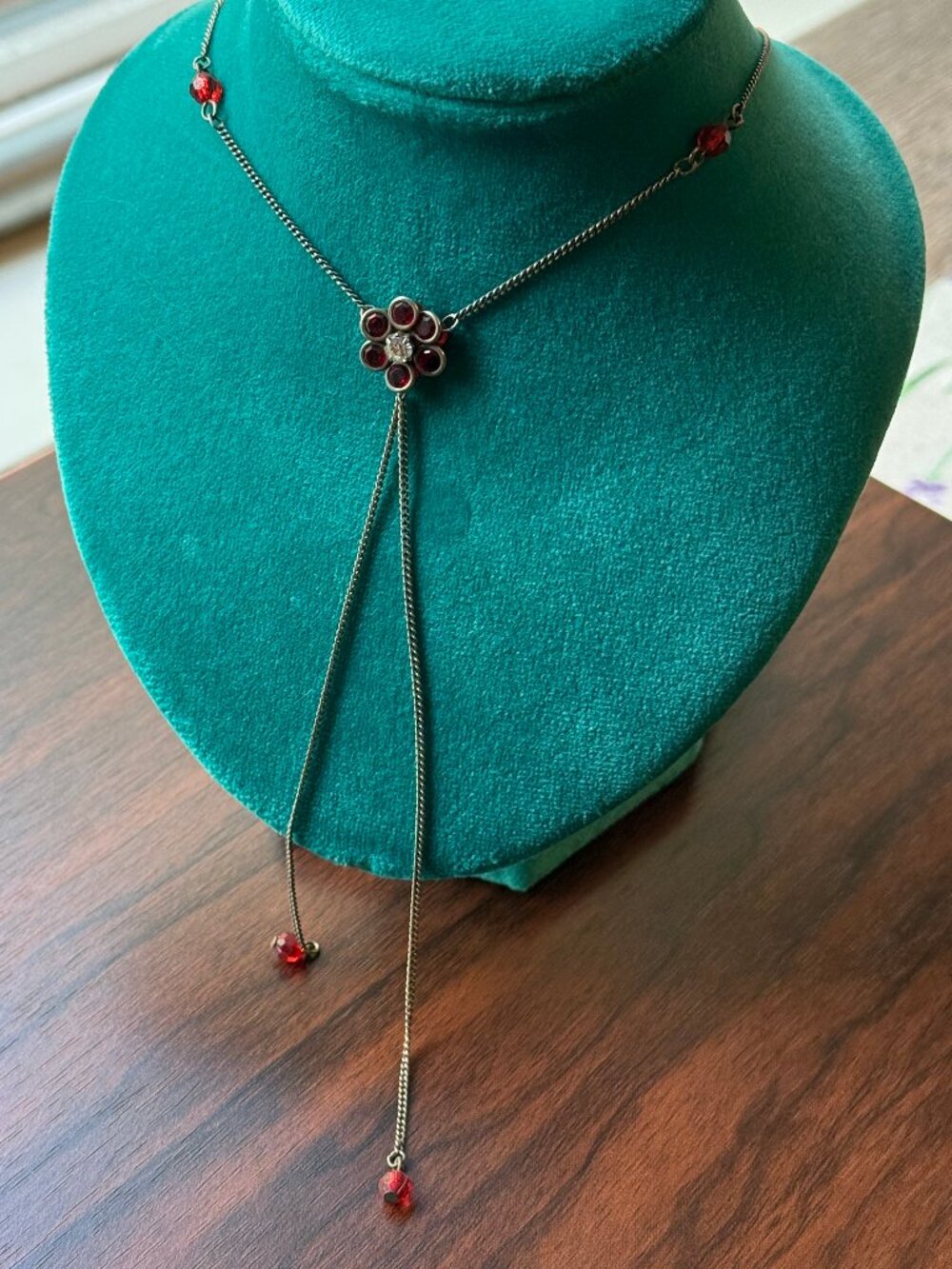 Y2K Red Flower Rhinestone Lariat Necklace